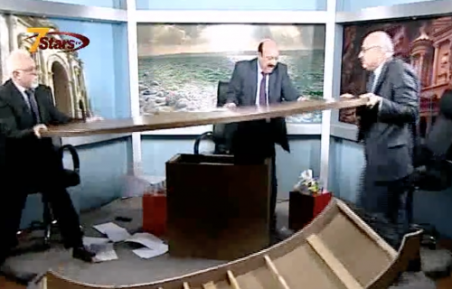 ヨルダンでテレビ放送中、議論が過熱しすぎて