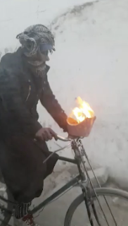 寒いから自転車に暖房機能つけてみた