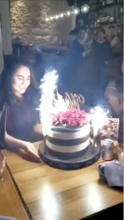 火の勢いが強すぎた誕生日ケーキ