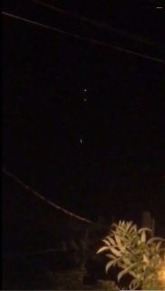 UFO？謎の閃光の列