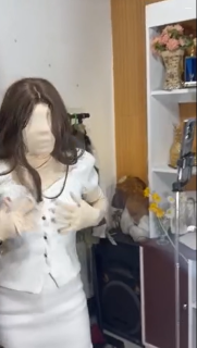 マネキンになることで恥ずかしさを克服