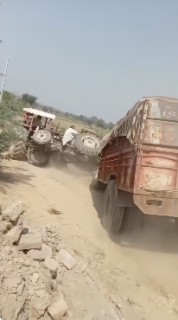 トラクター牽引失敗