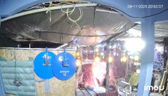 食事中に炭ストーブが爆発