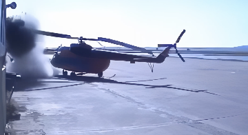 建物との距離感を間違えたヘリコプター